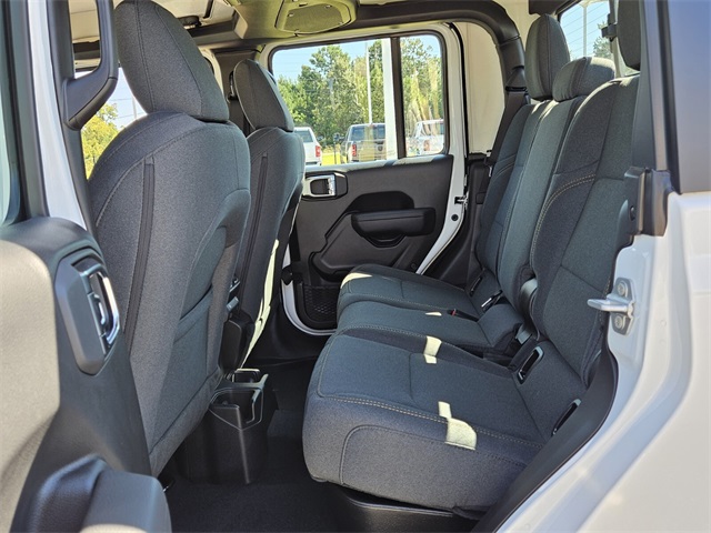 2025 Jeep Gladiator Sport photo 3