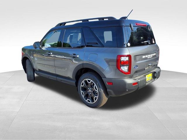 2025 Ford Bronco Sport Outer Banks photo 4