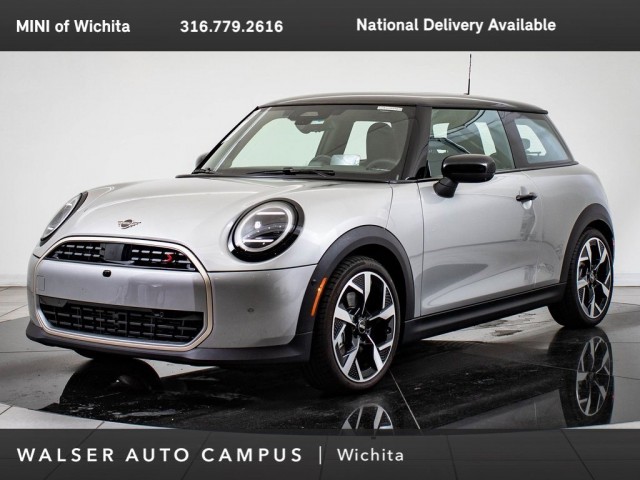 New 2025 MINI Cooper S Signature Plus Hatchback in Wichita