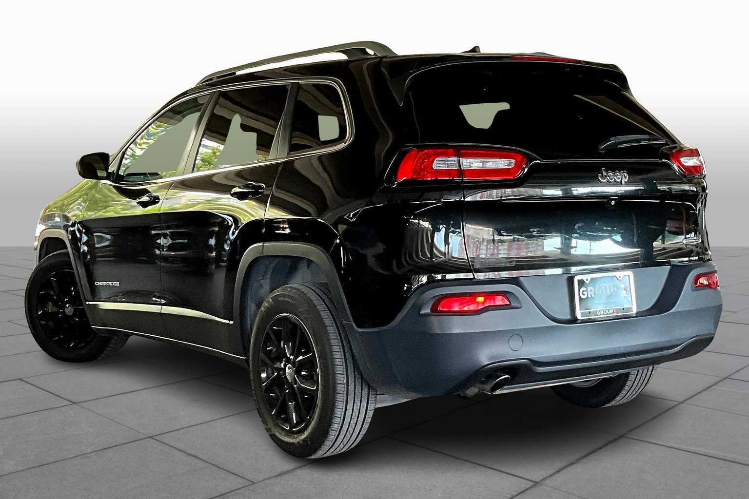 2015 Jeep Cherokee Latitude photo 10