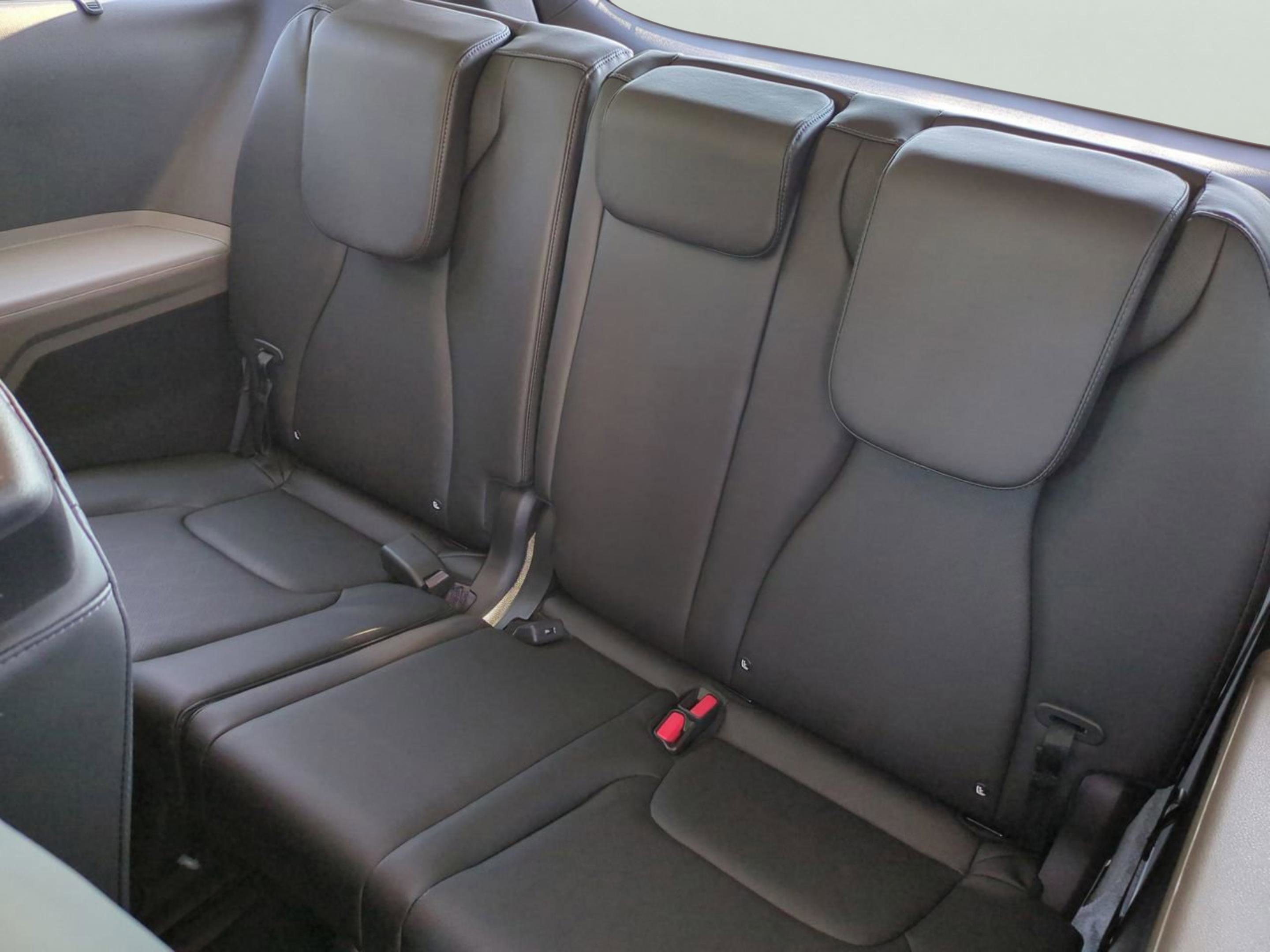 2026 Kia Carnival EX photo 15