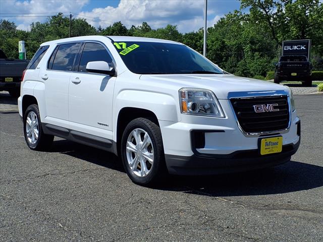 Used 2017 GMC Terrain SLE-1 with VIN 2GKFLSEK5H6159904 for sale in East Windsor, NJ