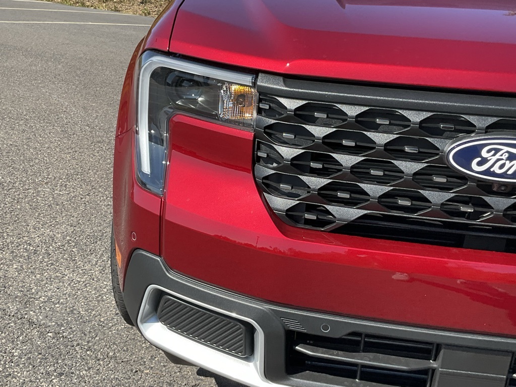 2025 Ford Maverick Lariat photo 2