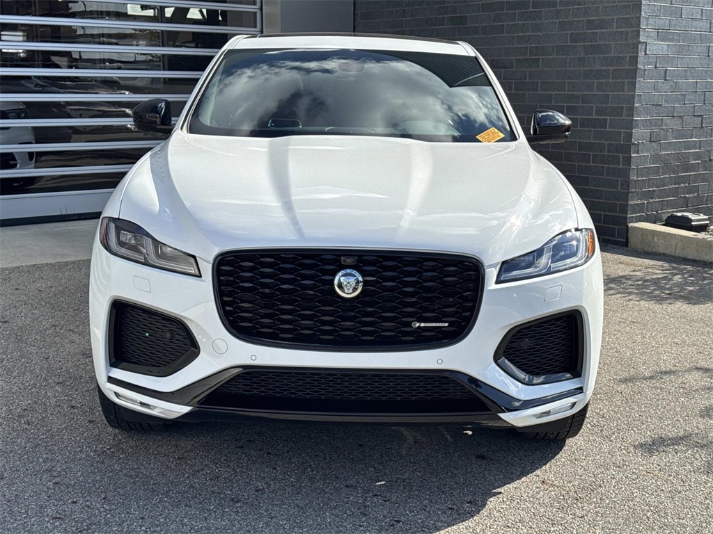 2024 Jaguar F-PACE P400 R-Dynamic S photo 2