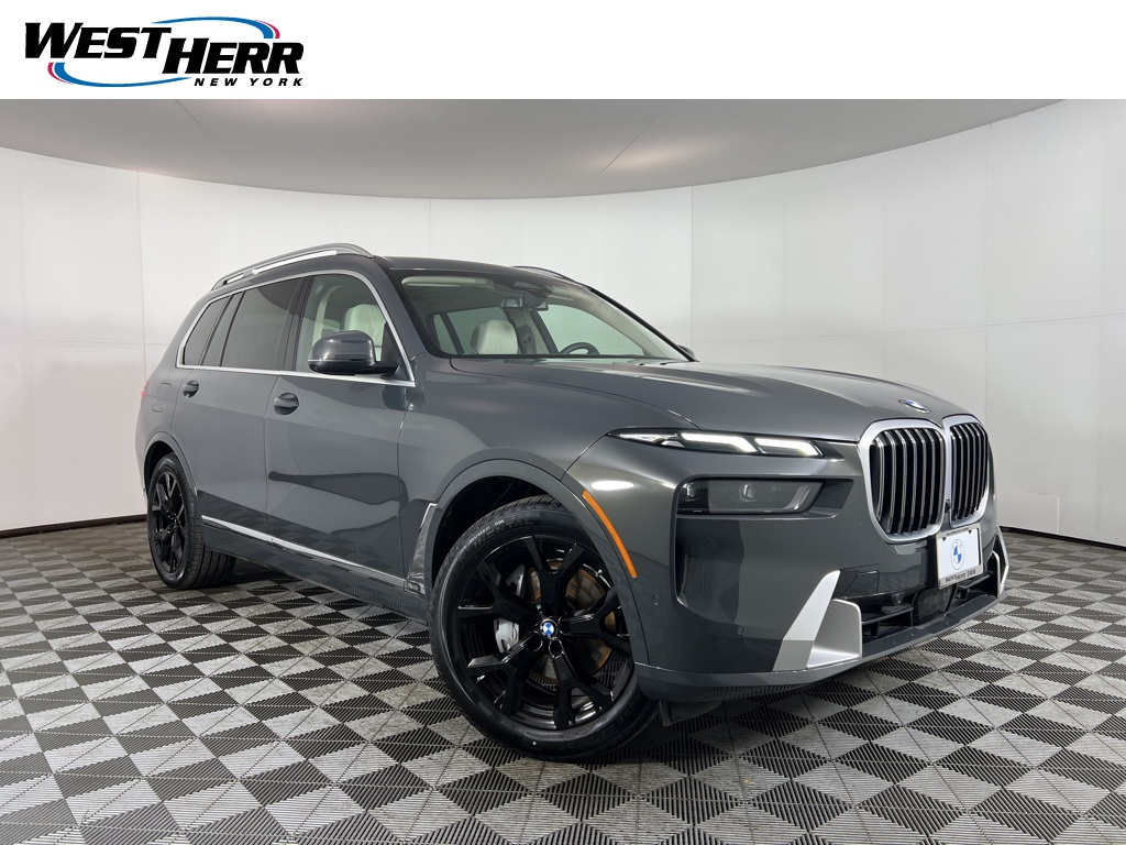2026 BMW X7 40i's photo