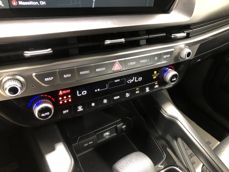 2023 Kia Telluride LX photo 30