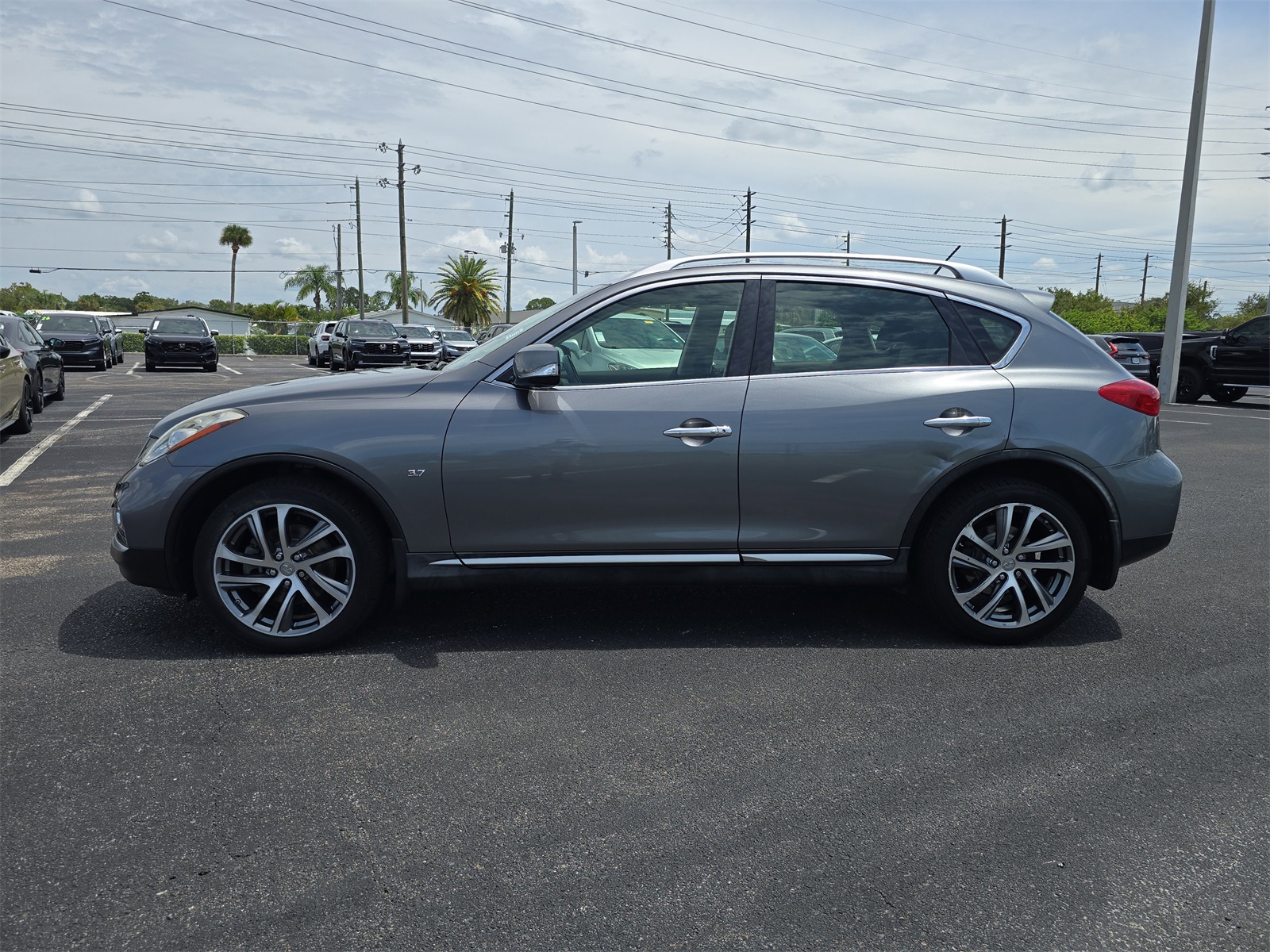 2017 Infiniti QX50 Base photo 6