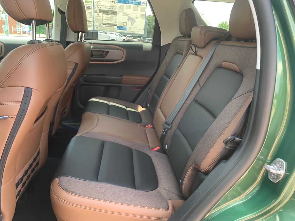 2025 Ford Bronco Sport Outer Banks photo 21