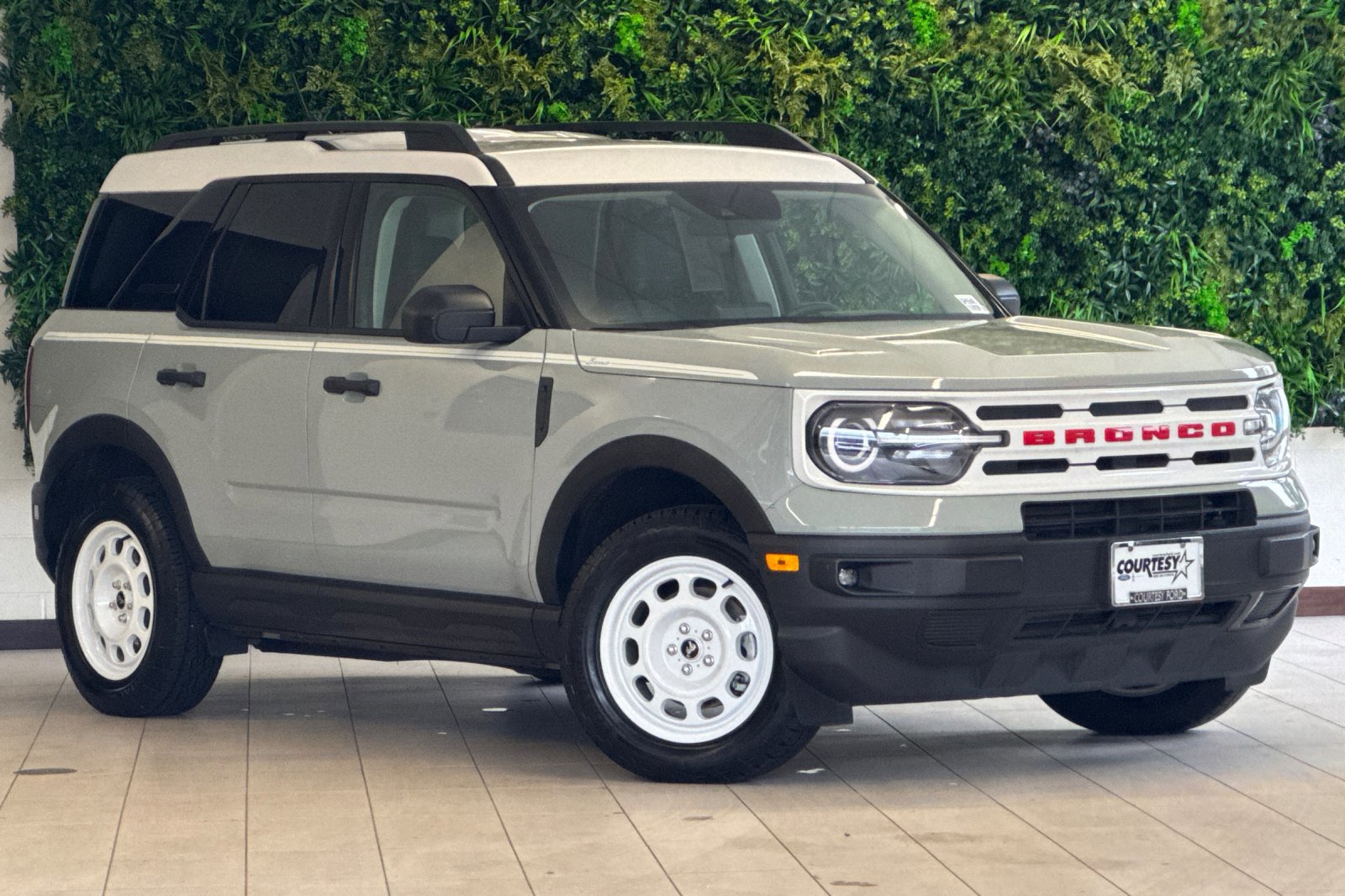 2023 Ford Bronco Sport Heritage's photo
