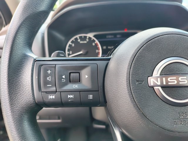 2023 Nissan Rogue SV photo 17
