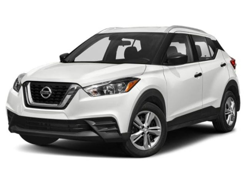 2018 Nissan Kicks SV's photo