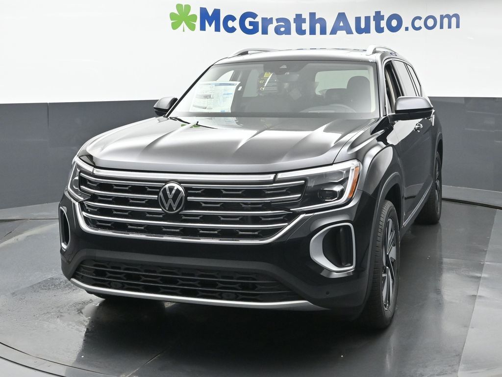 2026 Volkswagen Atlas SEL photo 3