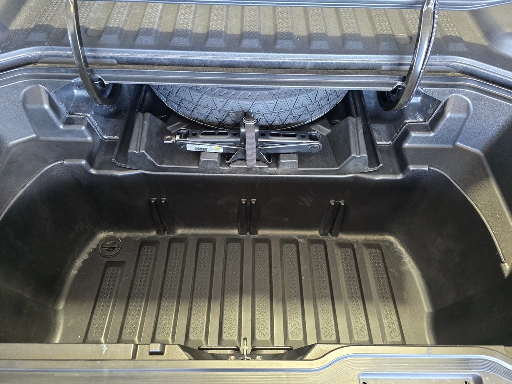 2025 Honda Ridgeline Black Edition photo 44