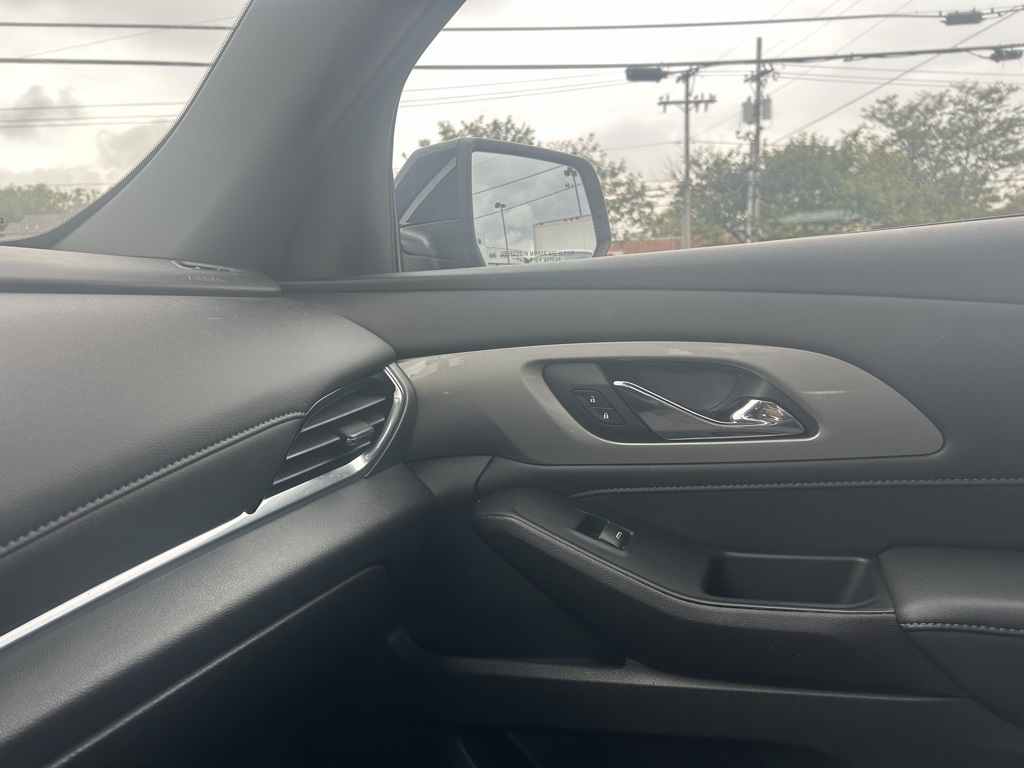 2022 Chevrolet Traverse photo 20