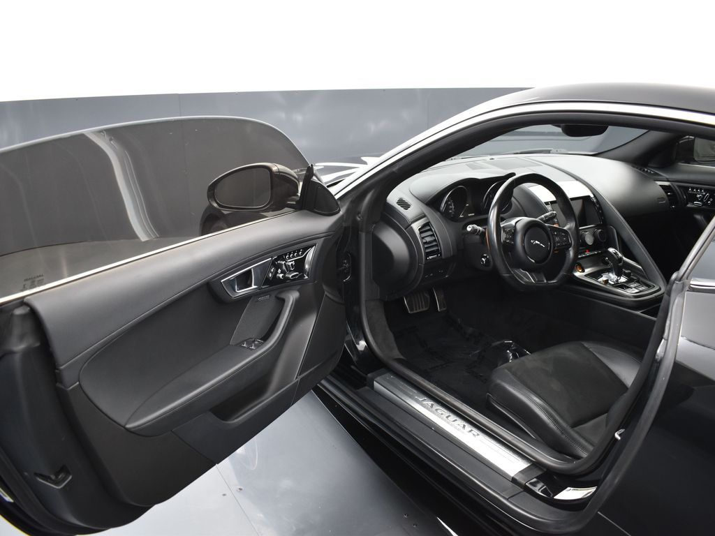 2016 Jaguar F-TYPE S photo 6