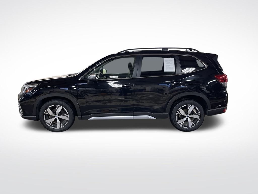 2021 Subaru Forester Touring photo 2