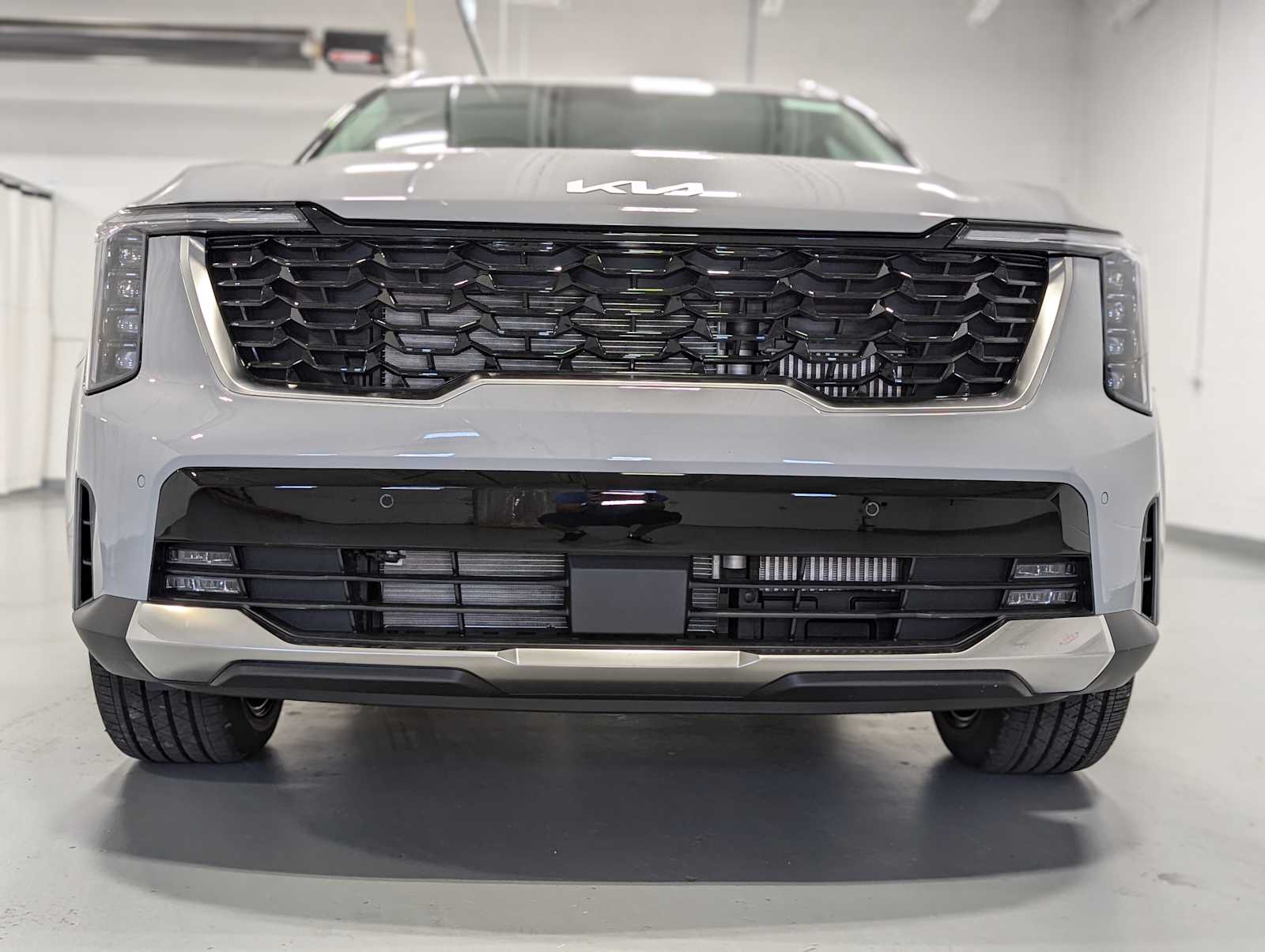 2026 Kia Sorento EX photo 2
