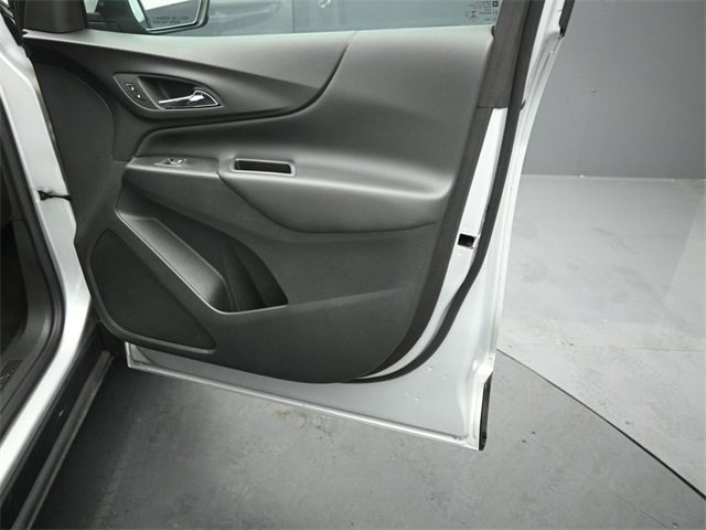 2022 CHEVROLET EQUINOX - Image 32