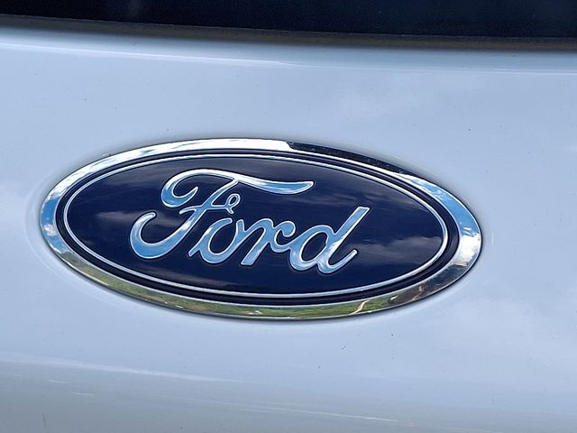 2022 Ford Escape SE photo 29