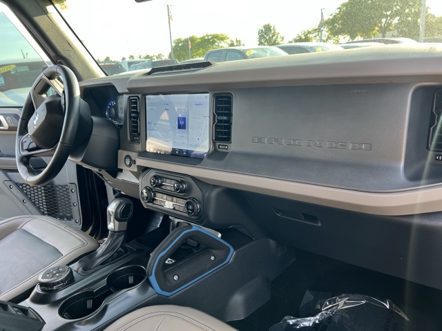 2024 Ford Bronco Wildtrak photo 16