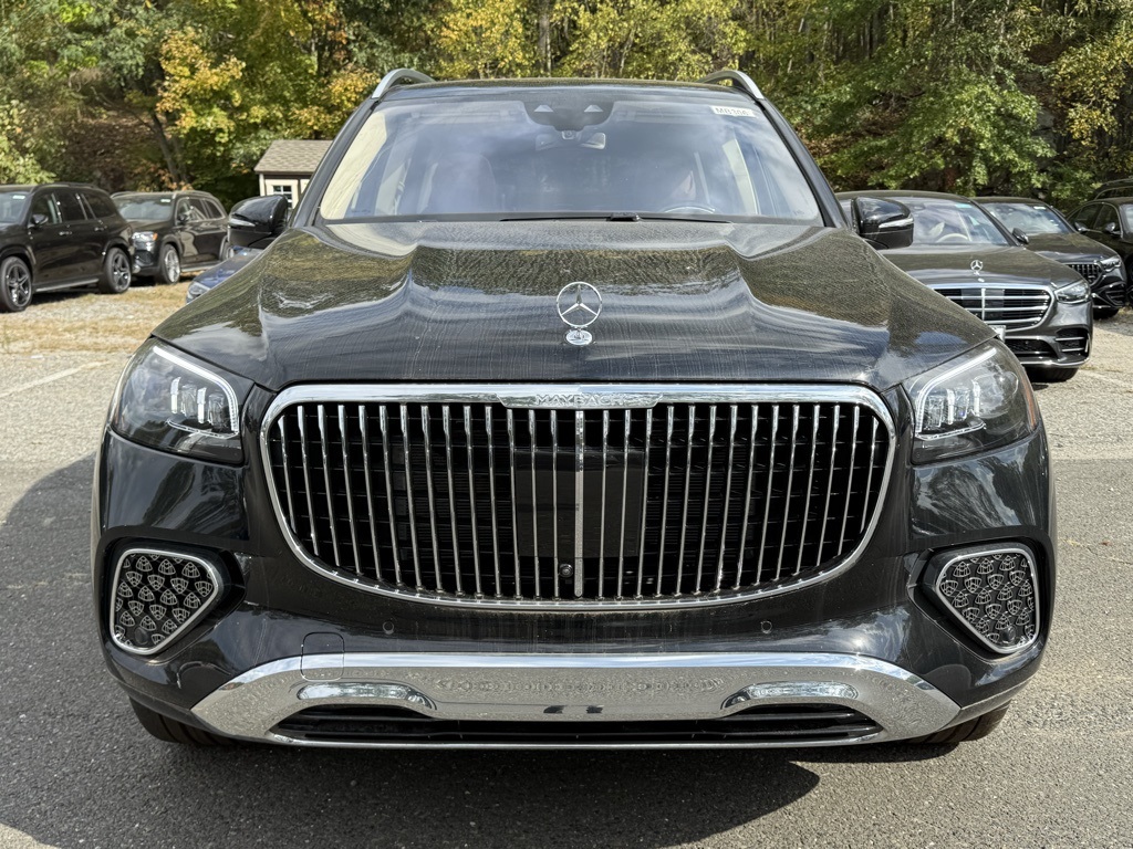 2025 Mercedes Benz GLS Maybach 600 photo 2