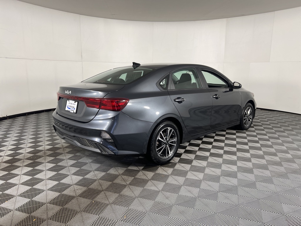 2023 Kia Forte LXS photo 12