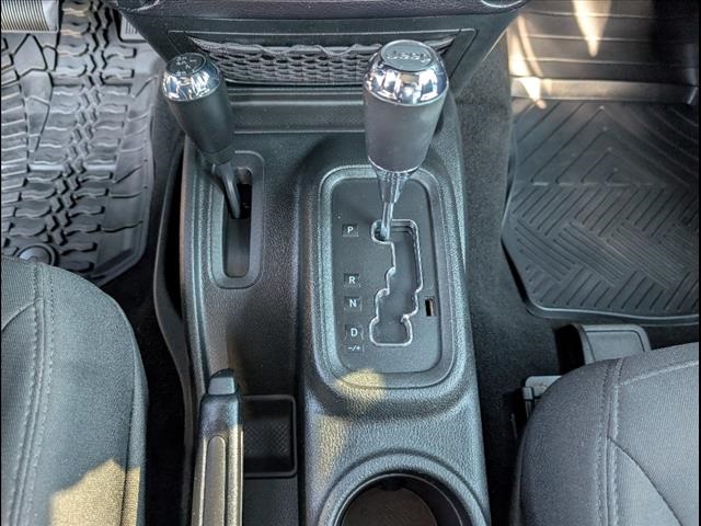 2017 Jeep Wrangler Sport photo 12
