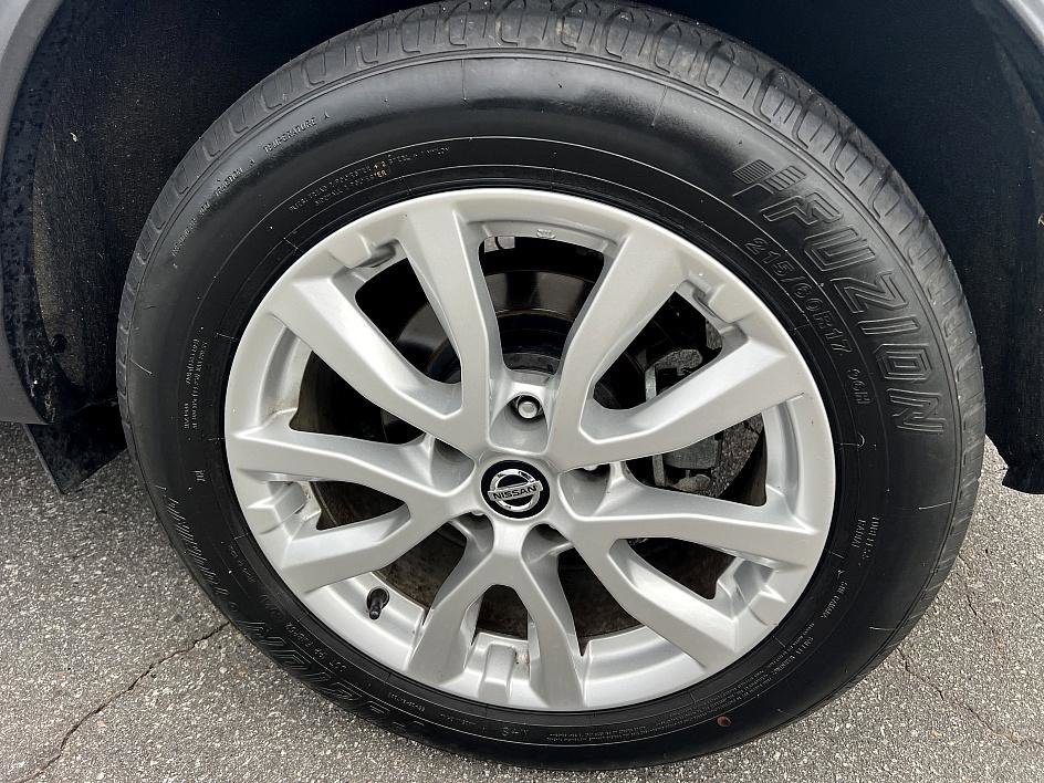2022 Nissan Rogue Sport S photo 10