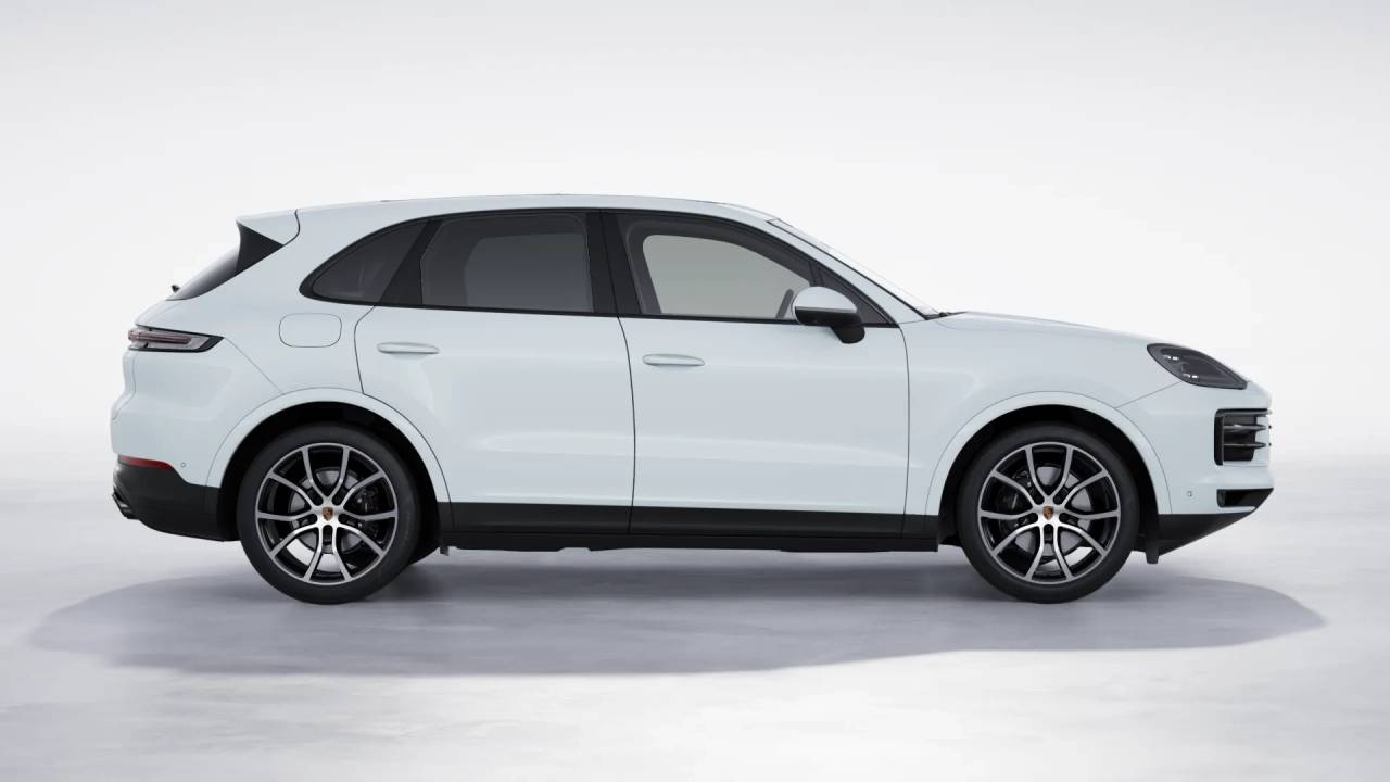 2025 Porsche Cayenne photo 7