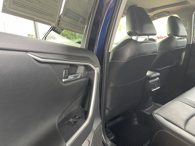 2021 Toyota RAV4 Limited photo 23