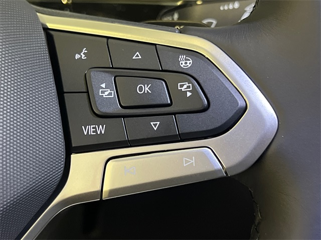 2026 Volkswagen Atlas Cross Sport SEL Premium R-Line photo 15
