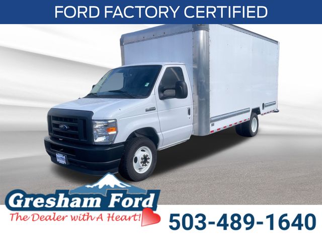 2022 Ford E-Series Cutaway Base