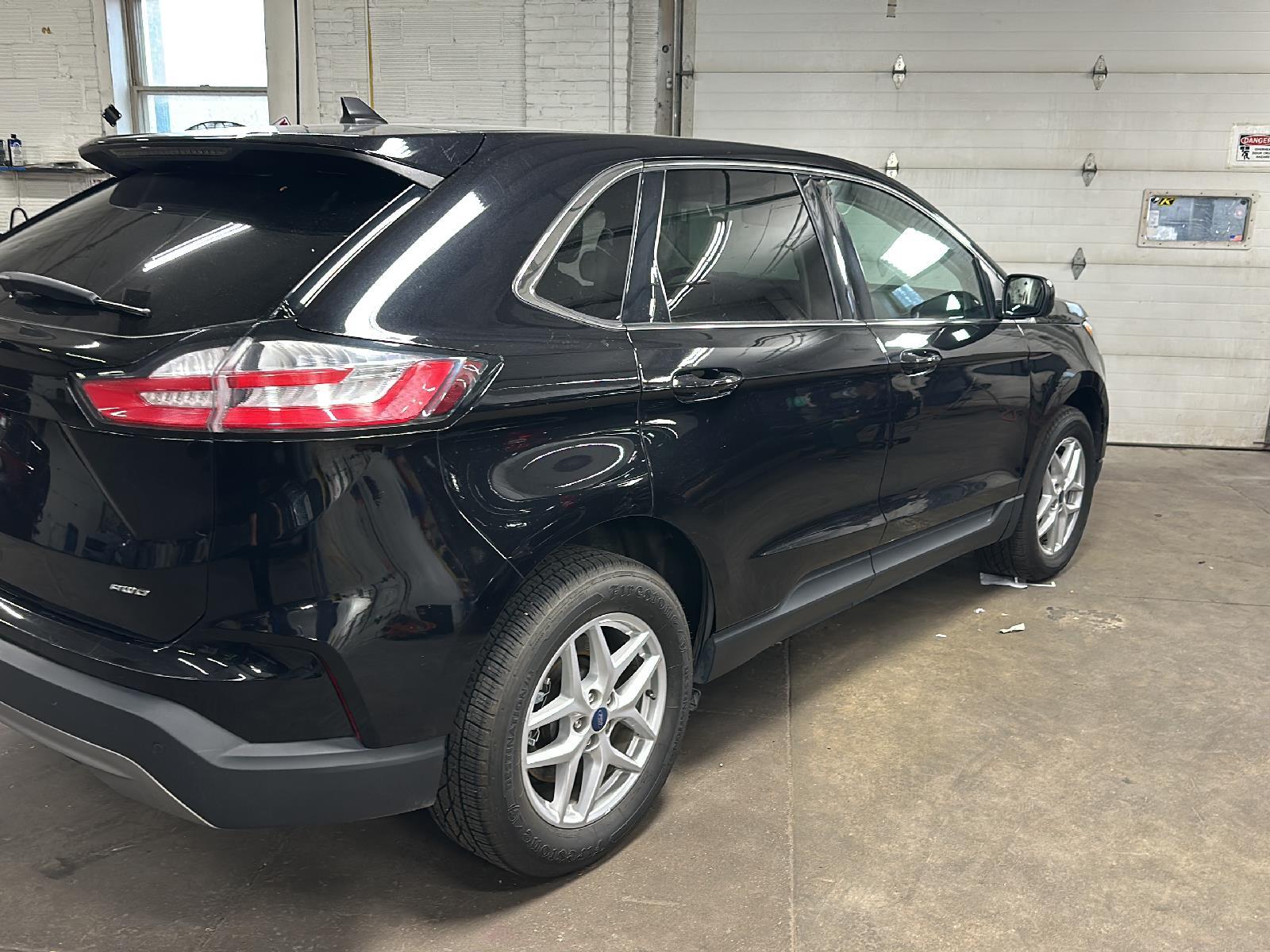 2024 Ford Escape ST-Line photo 4