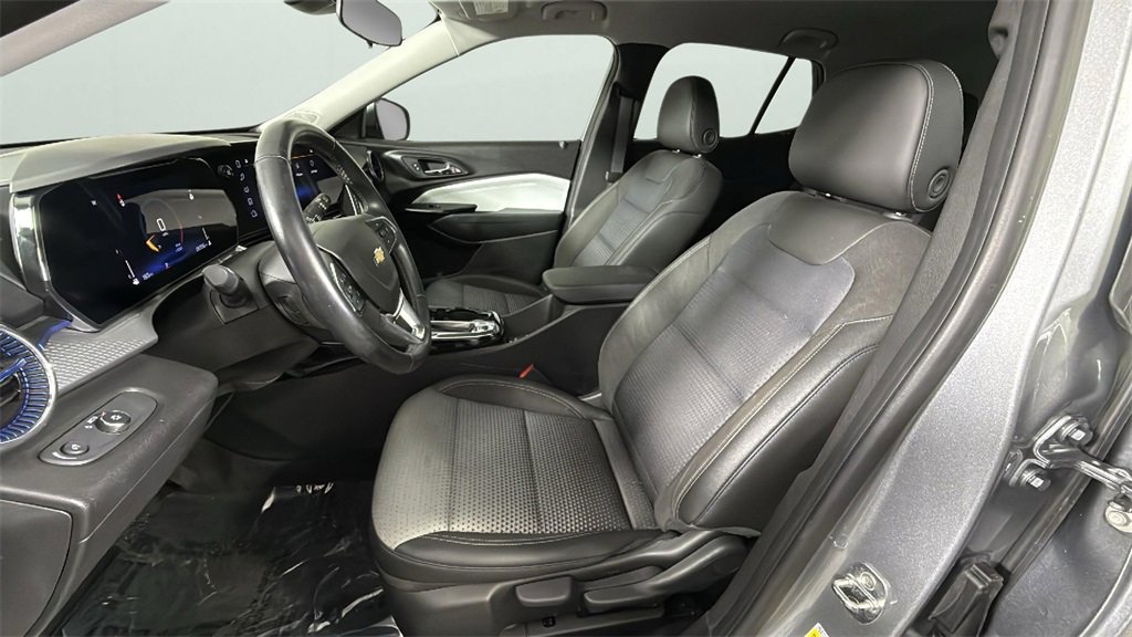 2024 Chevrolet Trax LT photo 15