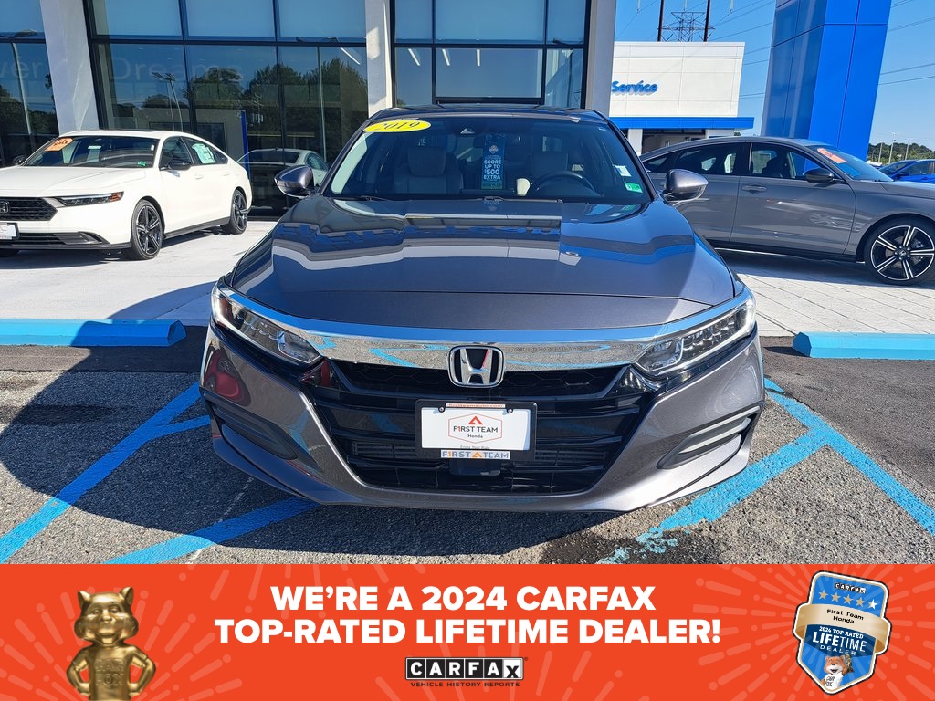 2019 Honda Accord LX photo 2
