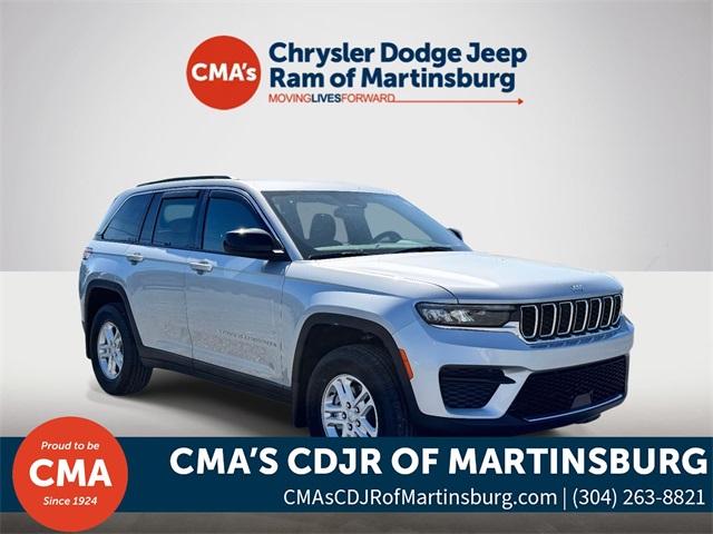 2025 Jeep Grand Cherokee Laredo's photo