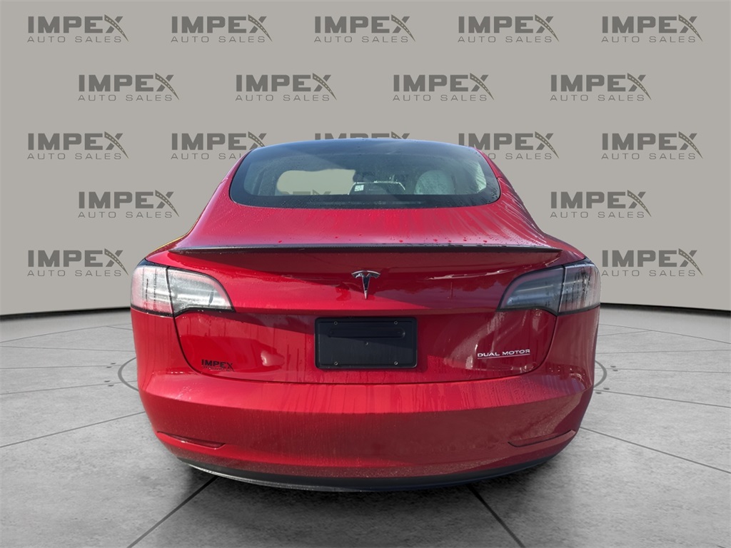 2023 Tesla Model 3 Performance photo 4