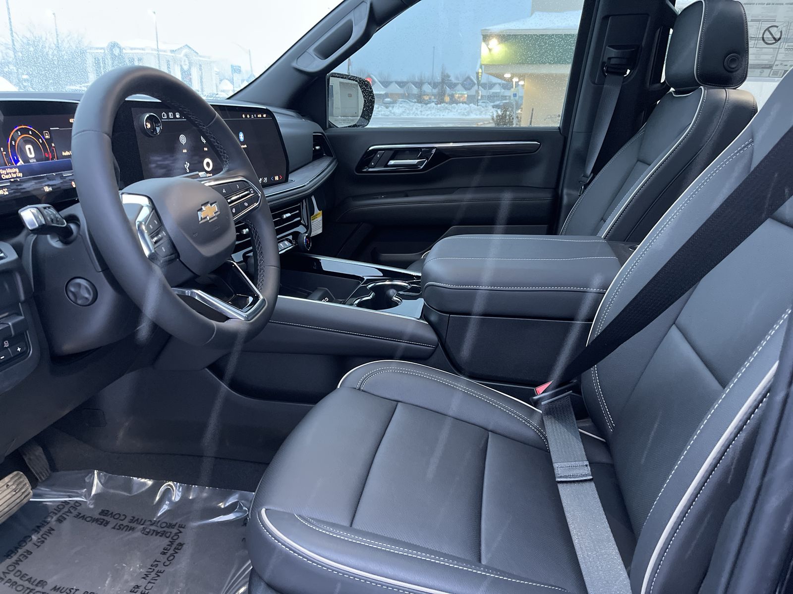 2025 Chevrolet Suburban Premier photo 3