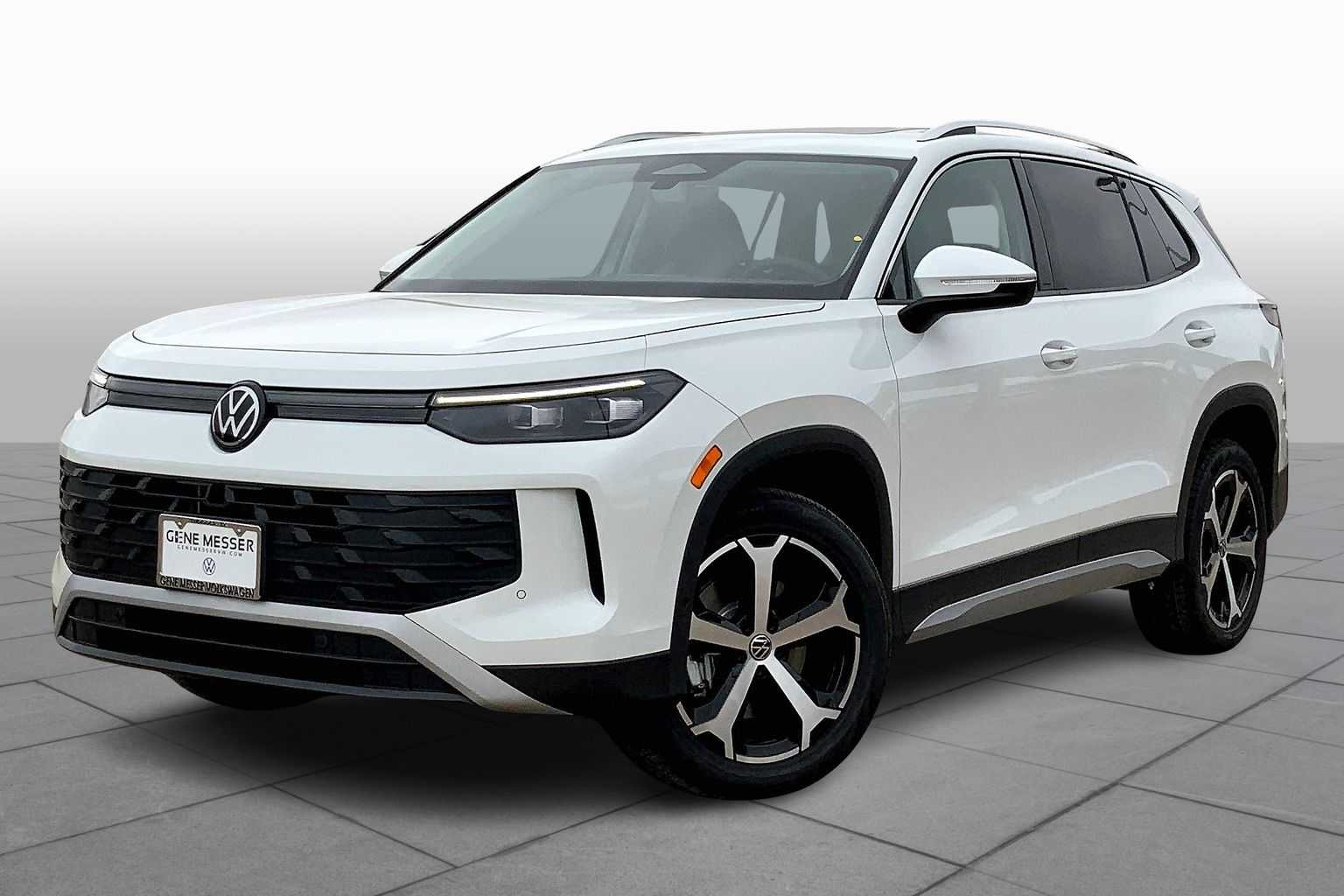 New 2025 Volkswagen Tiguan SE Sport Utility in Houston #SM063344