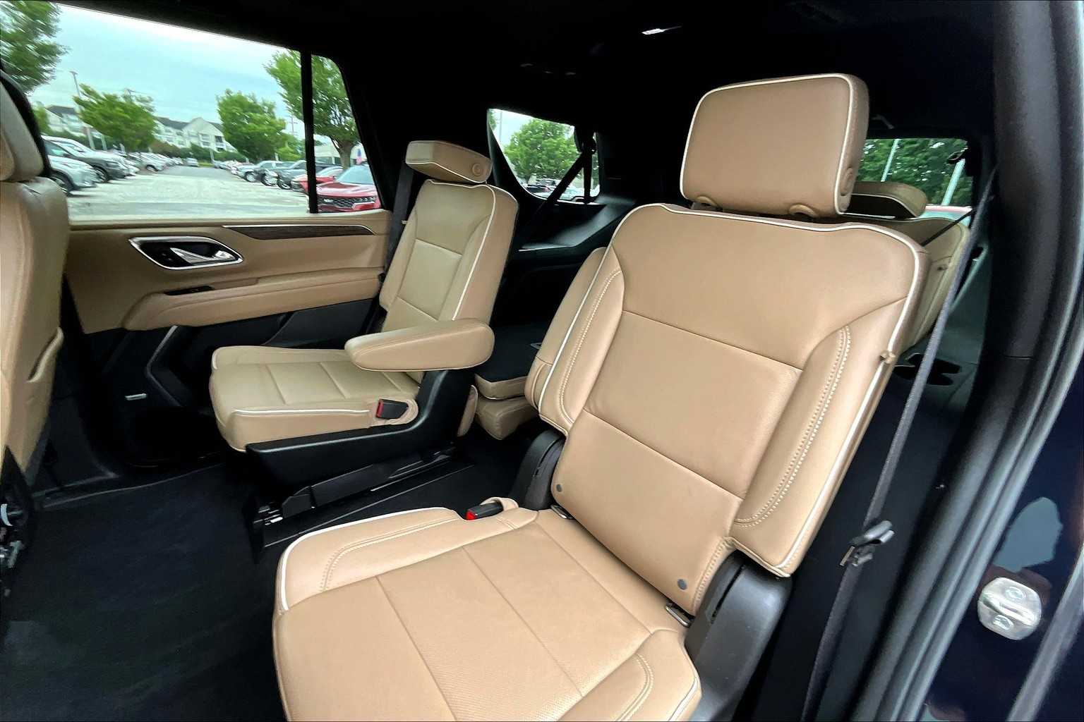 2021 Chevrolet Tahoe Premier photo 18
