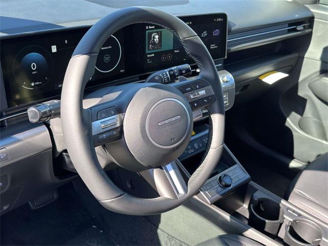 2026 Hyundai Kona SEL photo 2