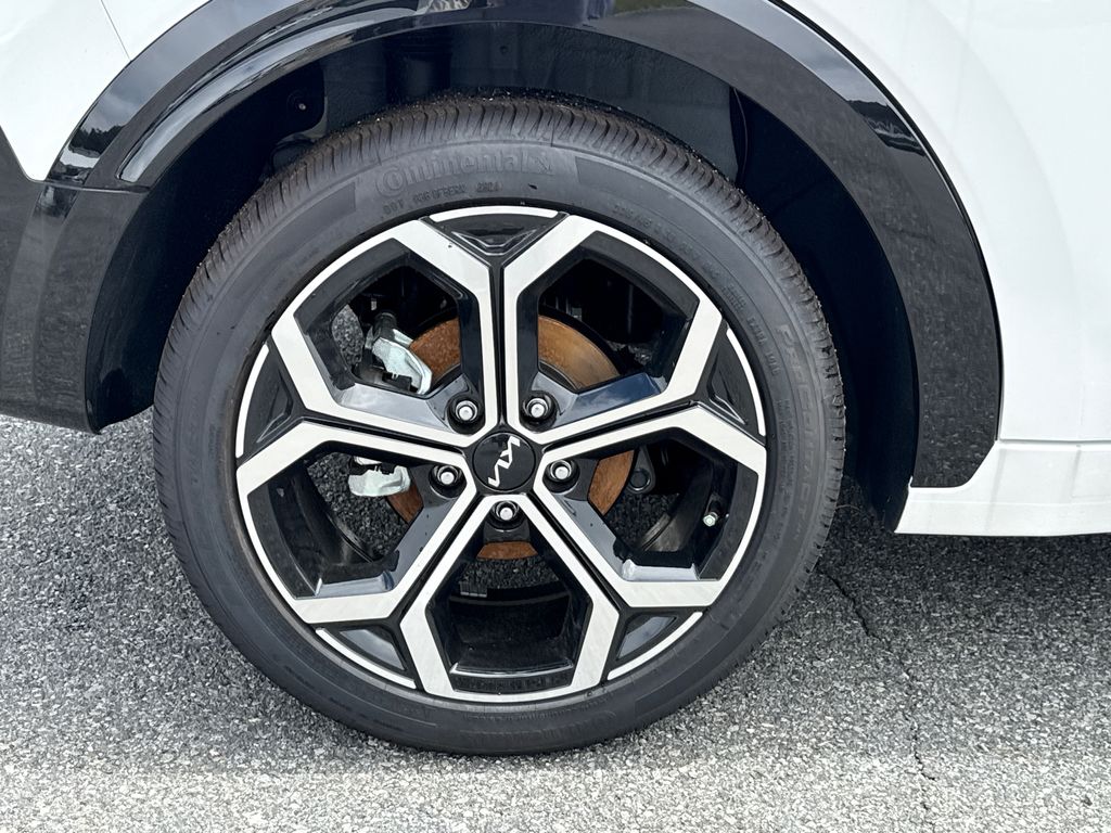2025 Kia Niro EX Touring photo 16