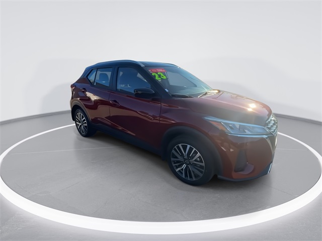 2023 Nissan Kicks SV photo 2