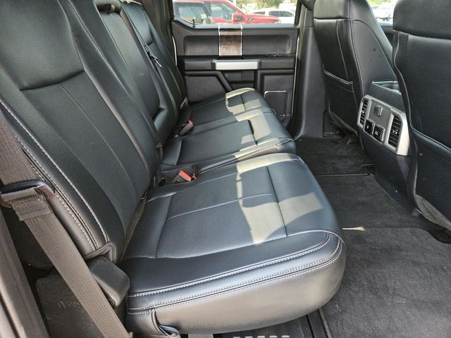 2022 Ford F-250 Lariat photo 30