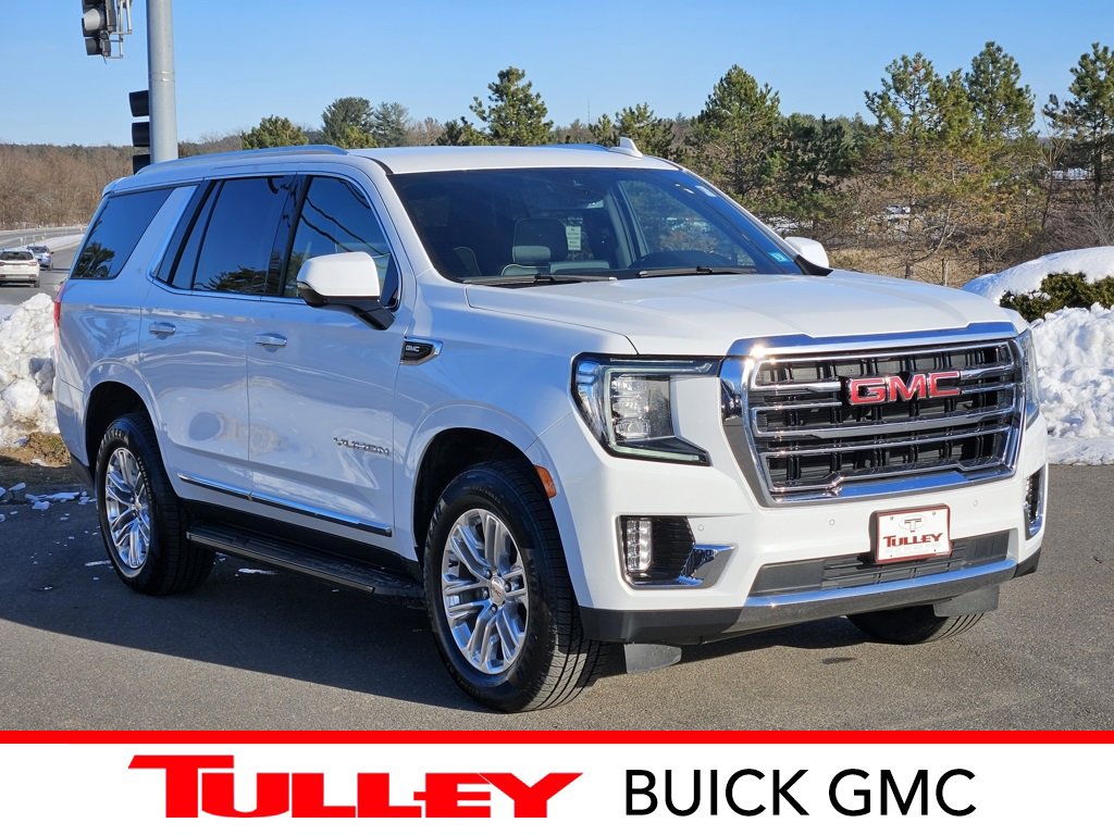 2024 GMC Yukon SLT's photo