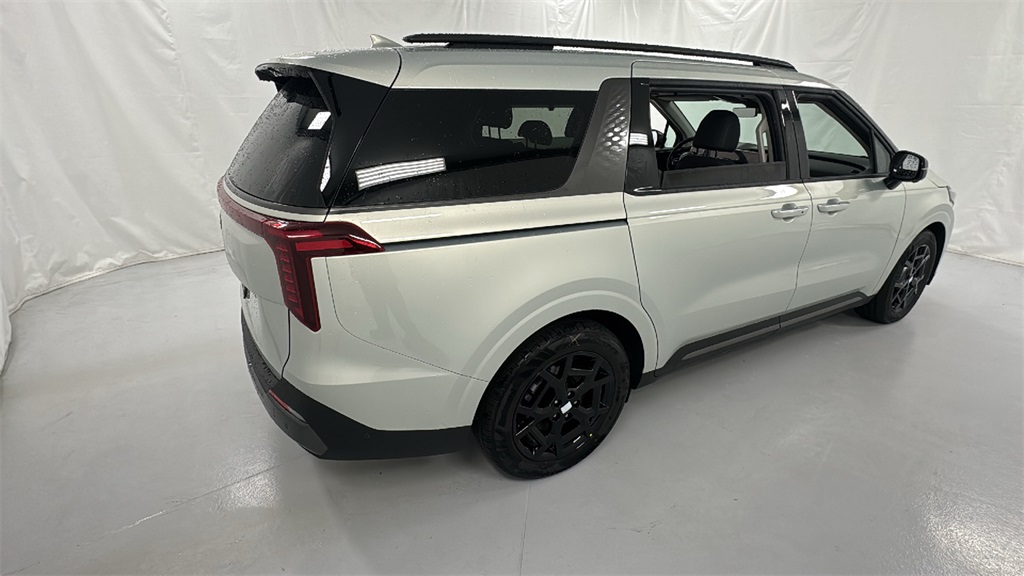 2026 Kia Carnival SX Prestige photo 3