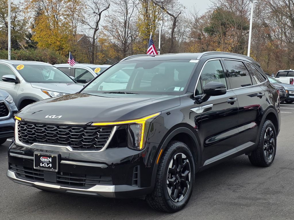 2024 Kia Sorento S photo 3