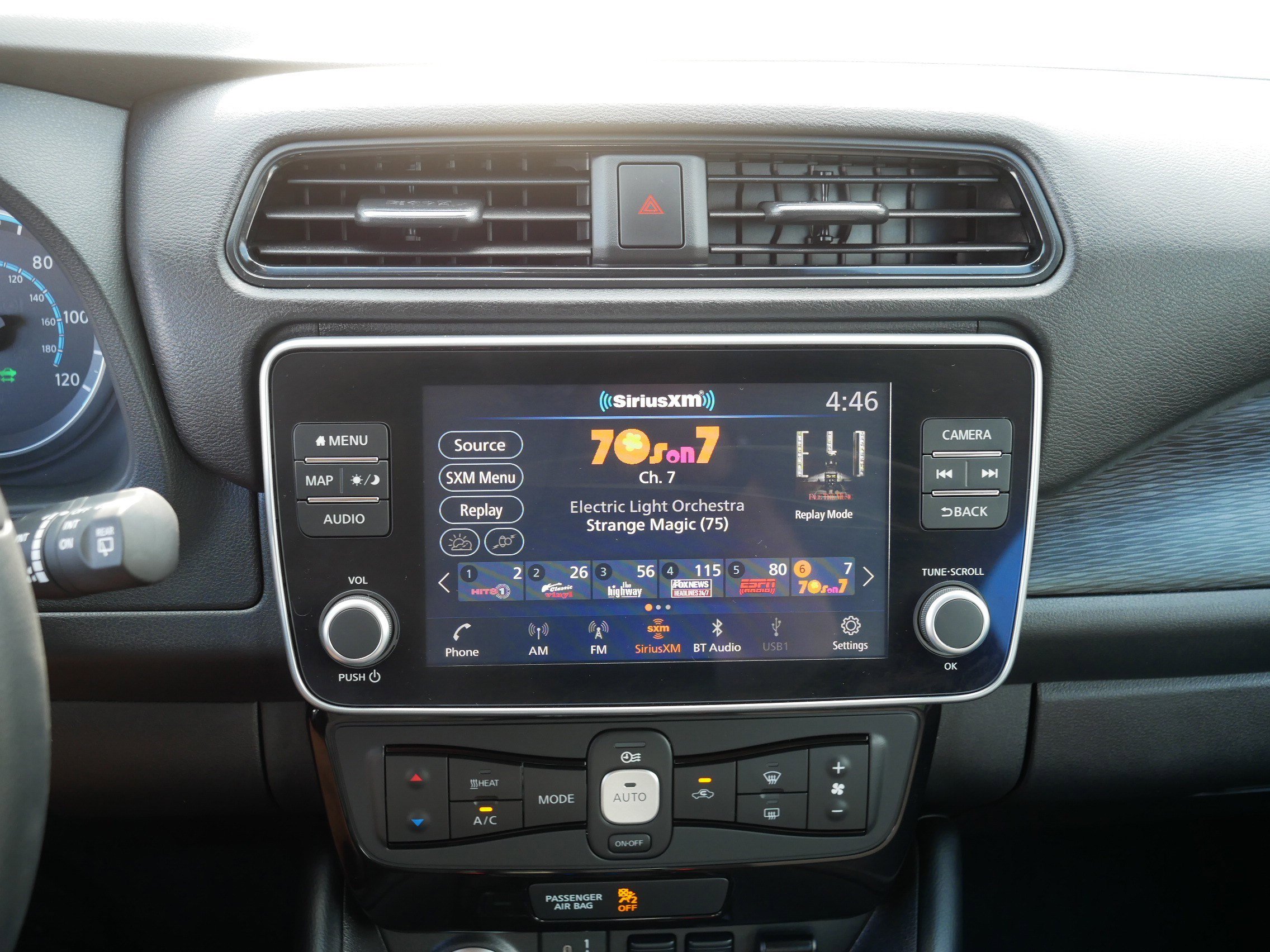 2024 Nissan Leaf SV Plus photo 20