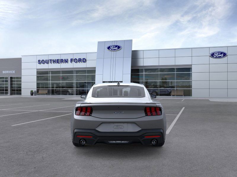 2025 Ford Mustang GT photo 4