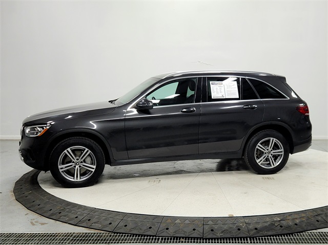 2022 Mercedes Benz GLC 300 photo 2